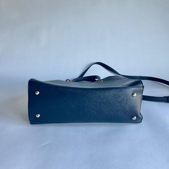 Carvela Black Crossgrain Leather Tote - Picture 6 of 14